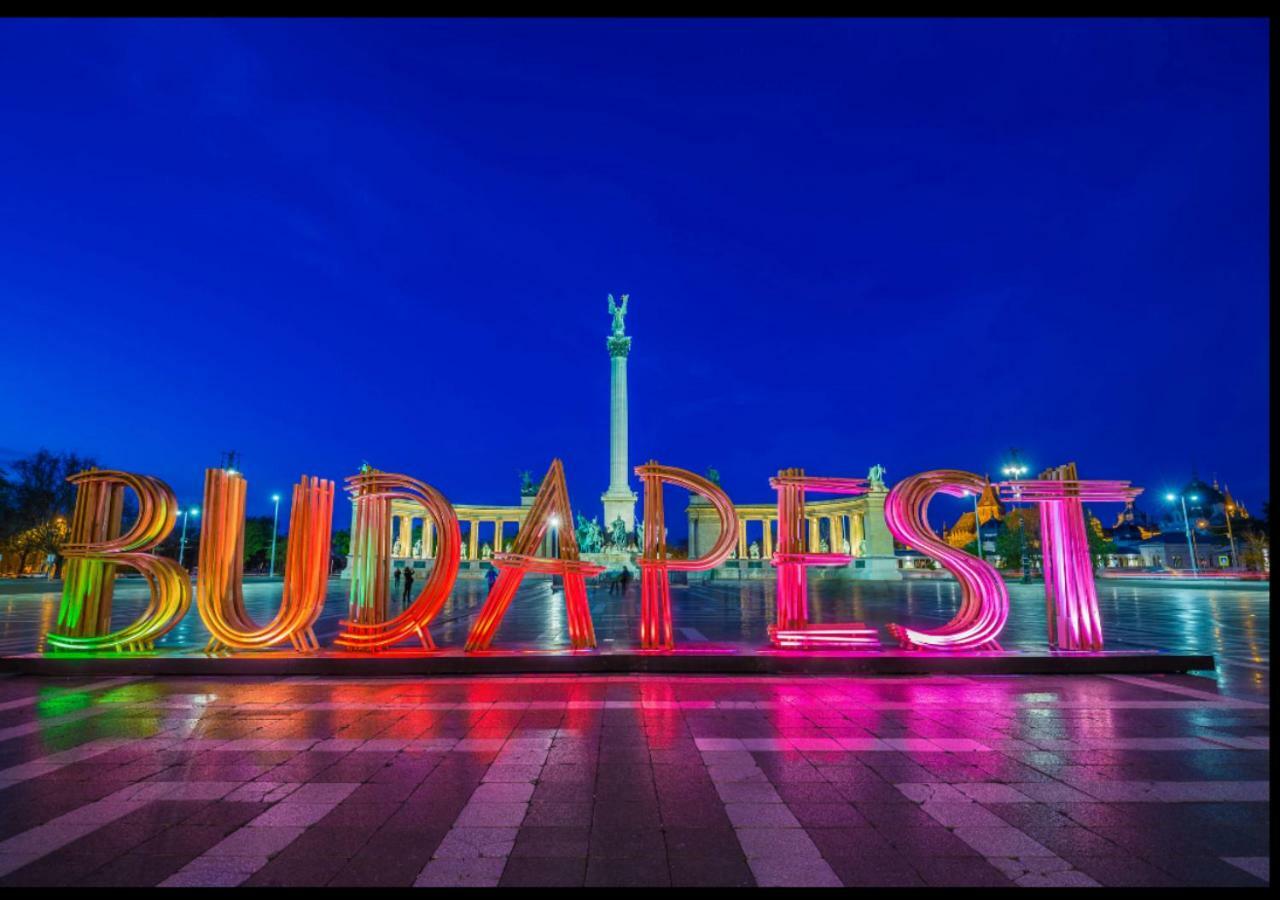1,5 Szobas Lakas Terasszal,Koezel A Szechenyi Fuerdohoez Budapesta Exterior foto